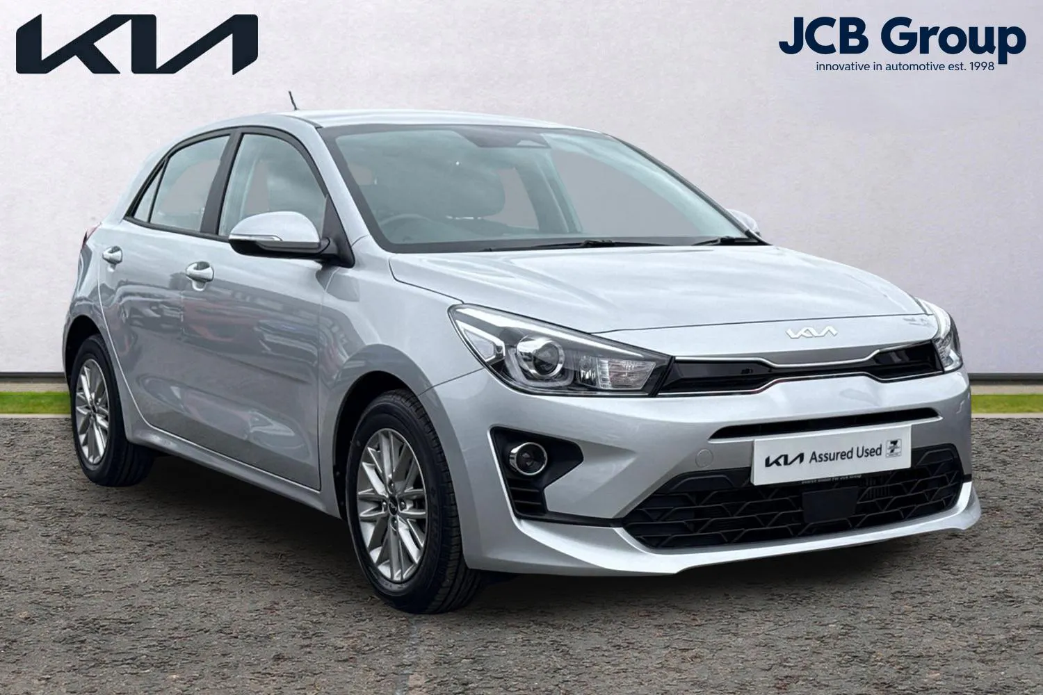 Kia Rio listing photo
