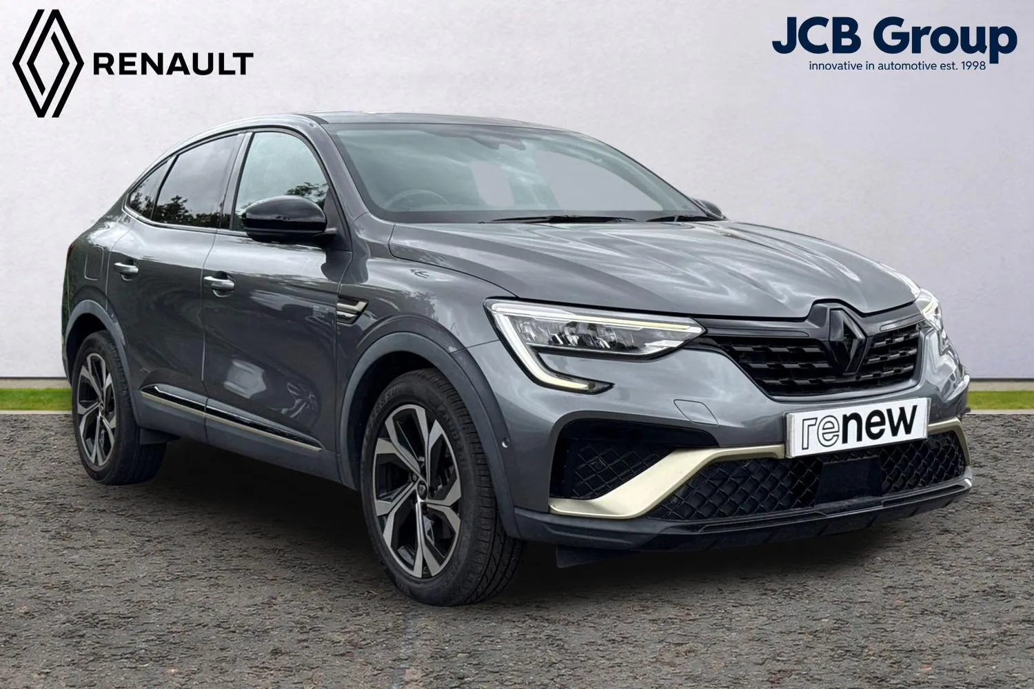 Renault Arkana listing photo