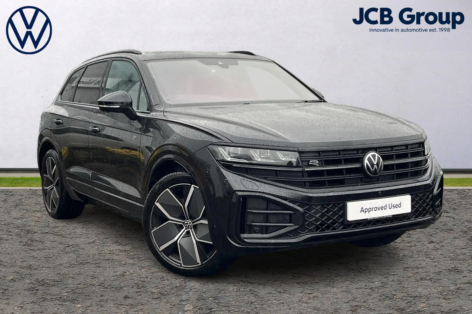 Volkswagen Touareg listing photo