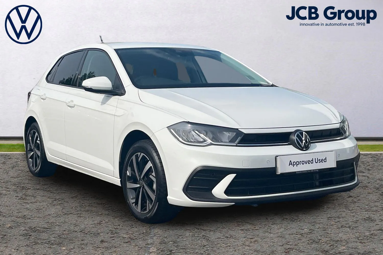 Volkswagen Polo listing photo