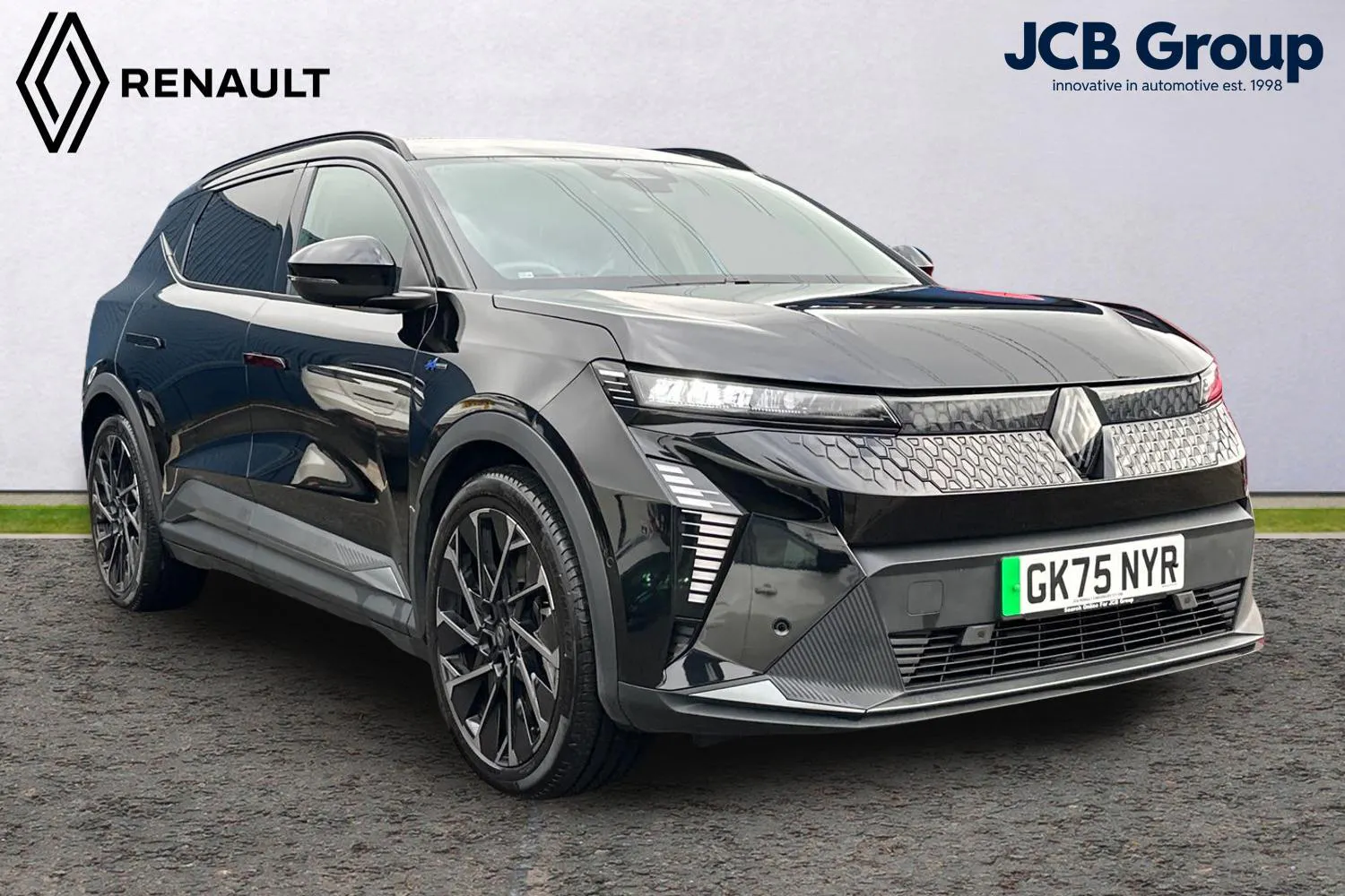 Renault Scenic E-tech listing photo