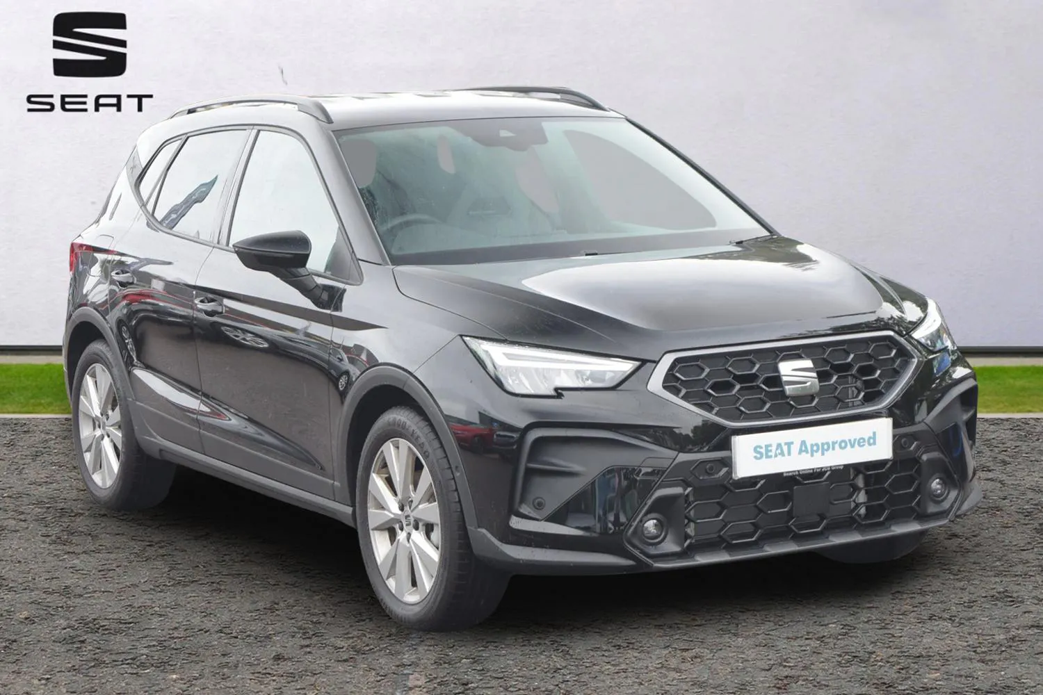 SEAT Arona listing photo