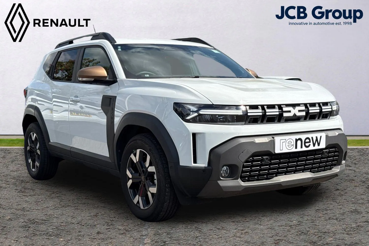 Dacia Duster listing photo