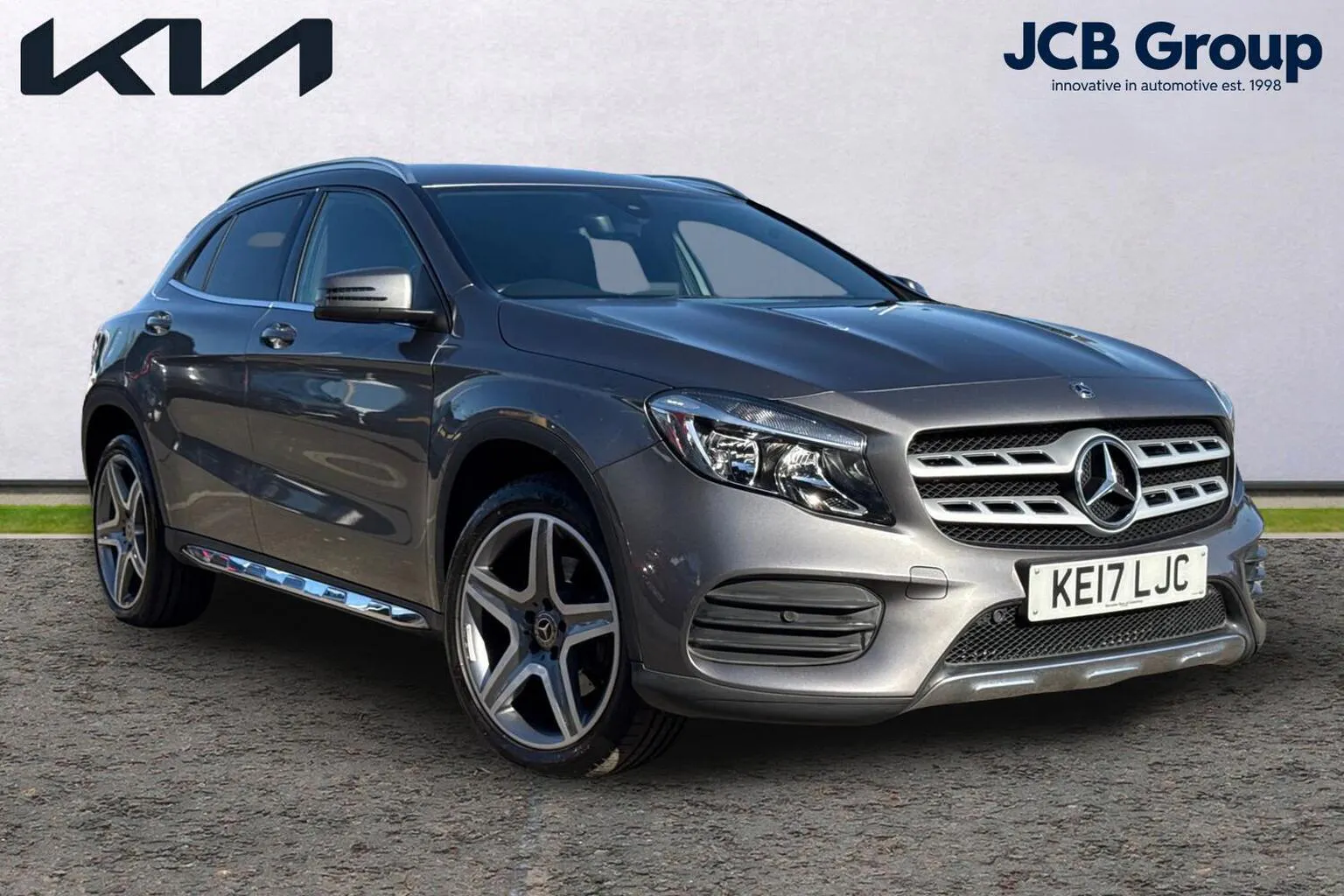 2017 MERCEDES-BENZ GLA