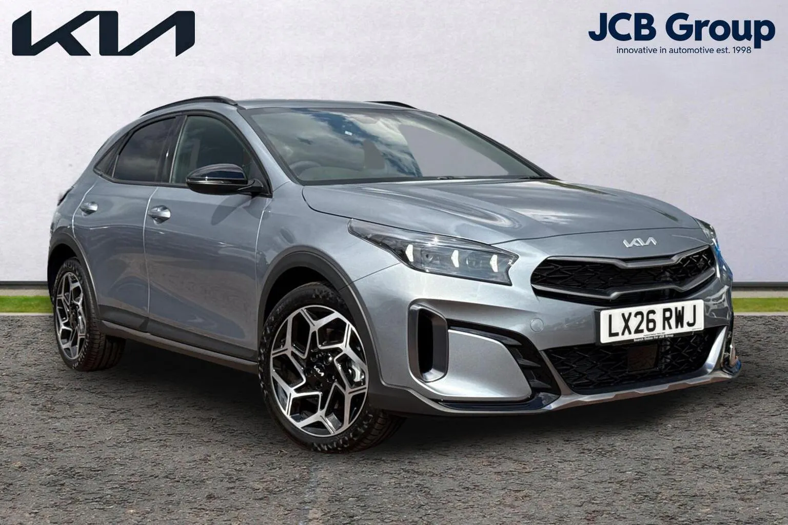 Kia Xceed listing photo