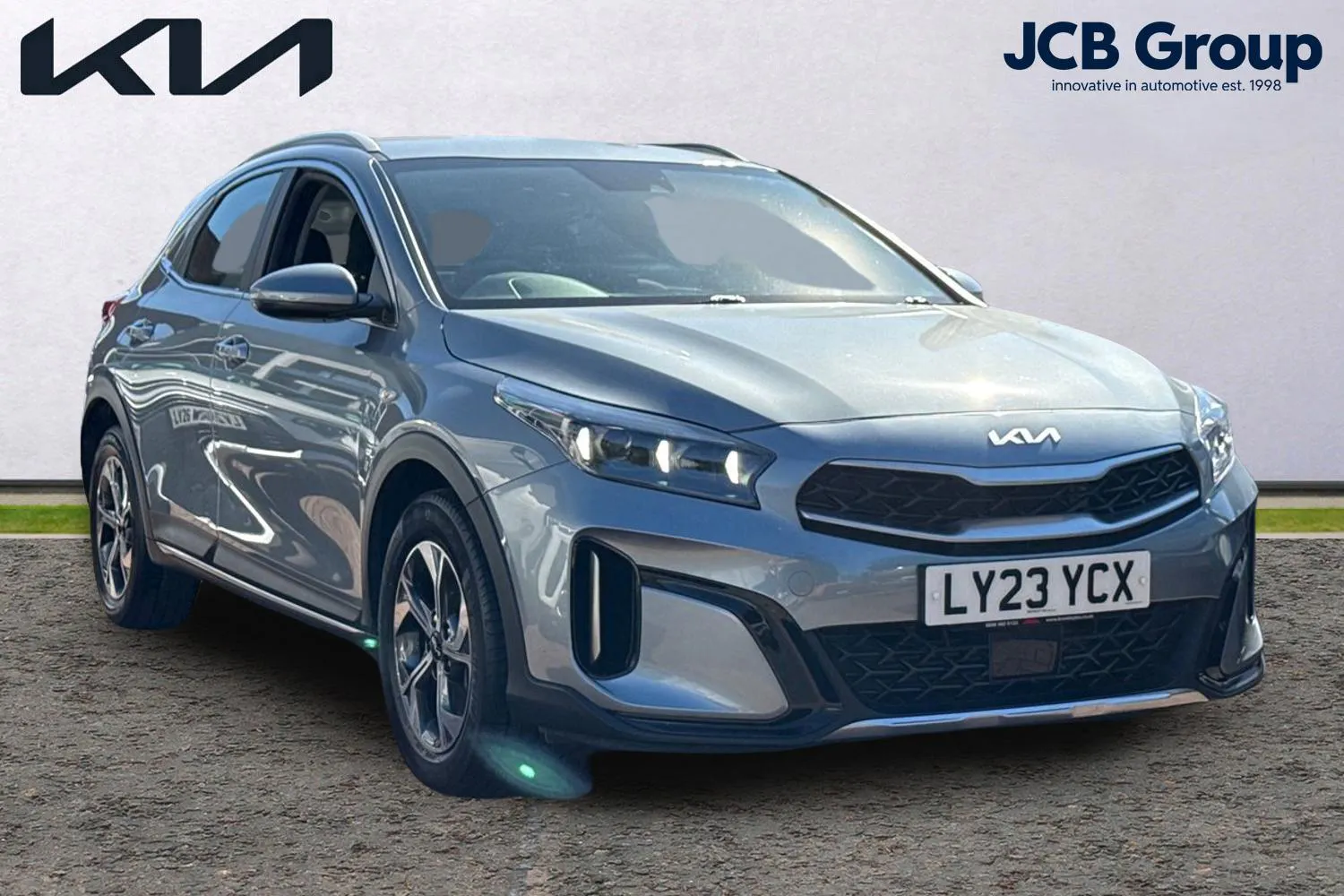 Kia Xceed listing photo