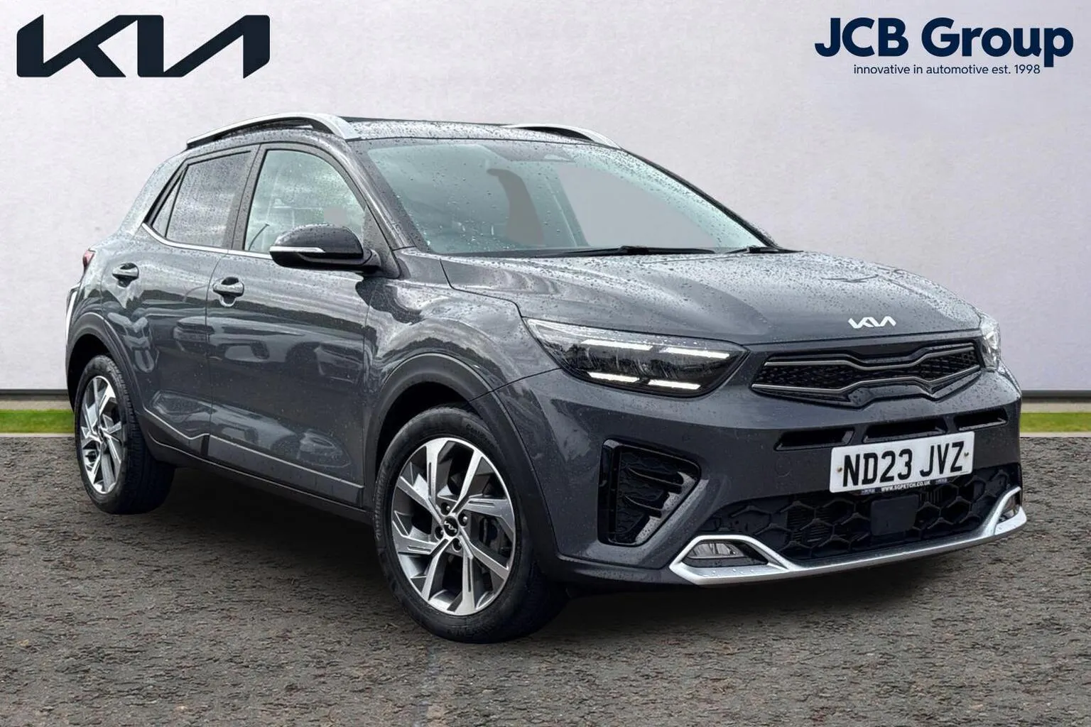 Kia Stonic listing photo