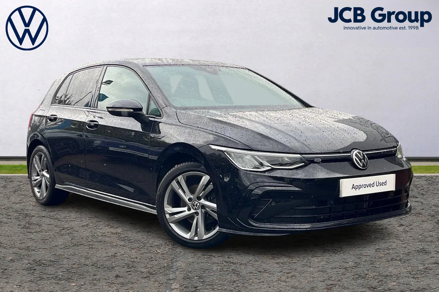 Volkswagen Golf listing photo