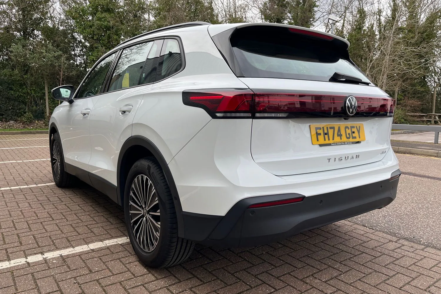 VOLKSWAGEN TIGUAN 1.5 ETSI MHEV LIFE SUV 5DR PETROL HYBRID DSG 1.5 MILD HYBRID...