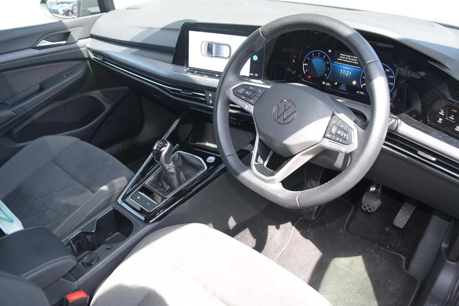VOLKSWAGEN GOLF 1.5 TSI STYLE EDITION HATCHBACK 5DR PETROL MANUAL 1.5 PETROL MANUAL 41,793...